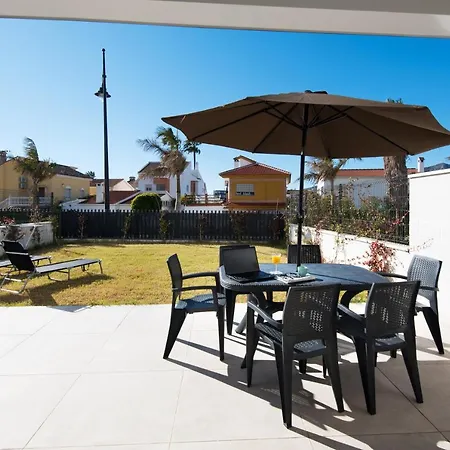 Lujoso Piso Con Jardin Privado A Dos Minutos Andando De La Playa Alamos Apartamento Torremolinos